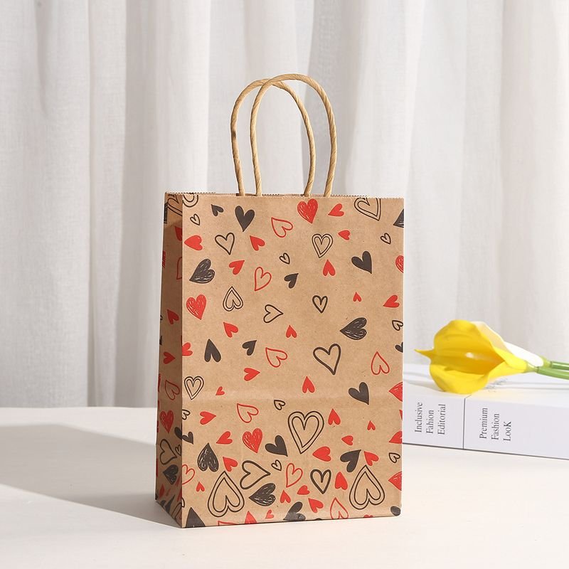 Valentine Day Simple Creative Heart-Shaped Printed Kraft Paper Gift Packaging Bag