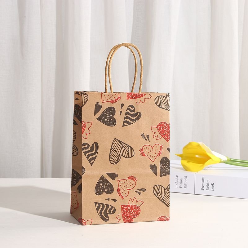 Valentine Day Simple Creative Heart-Shaped Printed Kraft Paper Gift Packaging Bag